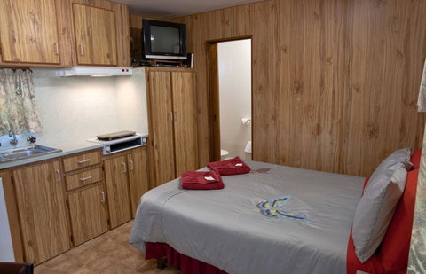 Moonta Bay Road Cabins And Cottages - Holiday Adelaide 5