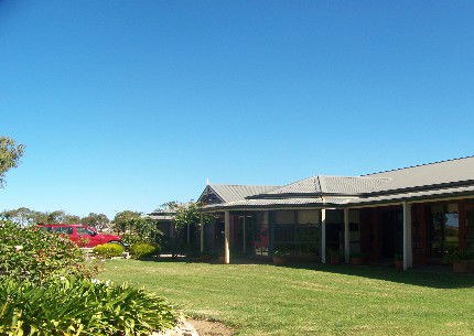 Marandoo Estate Homestead - Holiday Adelaide 2