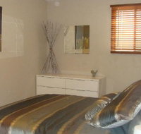 Luxury Vineyard Cottage on Pike River Lyrup - Holiday Adelaide