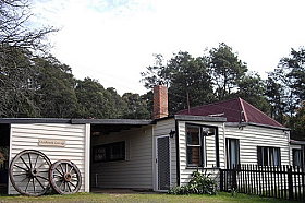Glenbrook House And Cottage - Holiday Adelaide 0