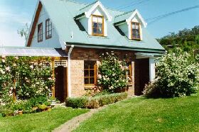 Conmel Cottage - Holiday Adelaide 0