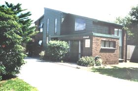 St Helens Backpackers - Holiday Adelaide 0