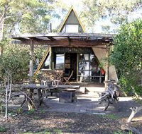 Poppies on the Beach and the Outrigger - Holiday Adelaide