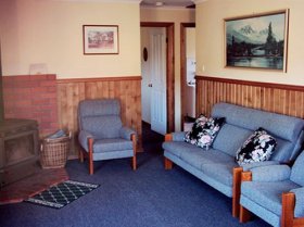 Lake Yalleena Holiday Cabins - Holiday Adelaide 0