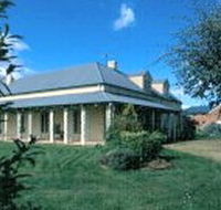 Strathmore Colonial Accommodation - Holiday Adelaide