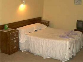 Midlands Hotel - Holiday Adelaide 0