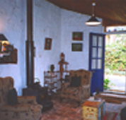 Hamilton's Cottage Collection and Country Gardens - Edwards Cottage - Holiday Adelaide