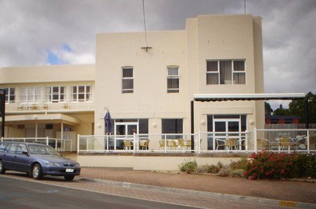 Neptune Grand Hotel - Holiday Adelaide 1