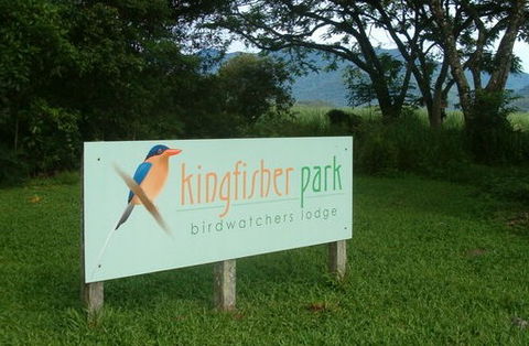 Kingfisher Park Birdwatchers Lodge - Holiday Adelaide 1