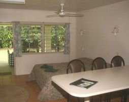 Kingfisher Park Birdwatchers Lodge - Holiday Adelaide 4