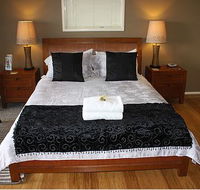 At Sunrise Cottages - Holiday Adelaide