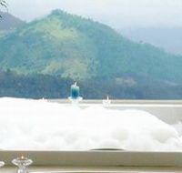 Artisan Spa Views Bed and Breakfast Cottage - Holiday Adelaide
