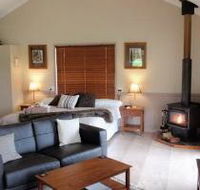 Maleny Luxury Cottages - Holiday Adelaide