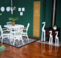 Chalet Chic - Holiday Adelaide