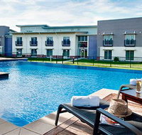 Springs Resort - Shoalhaven Sports Motel - Holiday Adelaide