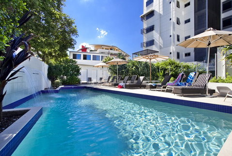 Coco Mooloolaba - Holiday Adelaide 1