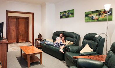 Artisan Spa Views Bed And Breakfast Cottage - Holiday Adelaide 2