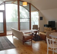 Surveyor's Hill Bed and Breakfast - Holiday Adelaide