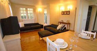 Montrose Of Ballarat - Martin Place - Holiday Adelaide 3