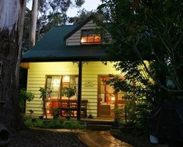 Ballarat Cottages - Holiday Adelaide 1