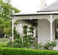 Camellia Cottage Bed  Breakfast - Holiday Adelaide