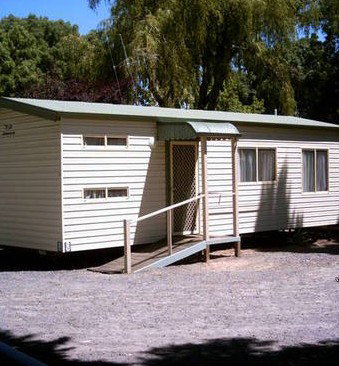 Castlemaine Central Cabin & Van Park - Holiday Adelaide 0