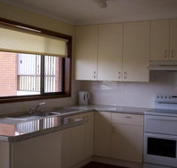 AnchorBell Holiday Apartments - Holiday Adelaide