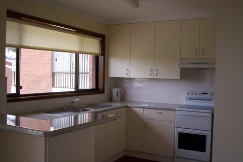 AnchorBell Holiday Apartments - Holiday Adelaide 0