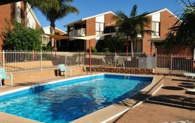 AnchorBell Holiday Apartments - Holiday Adelaide 2