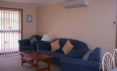 AnchorBell Holiday Apartments - Holiday Adelaide 5