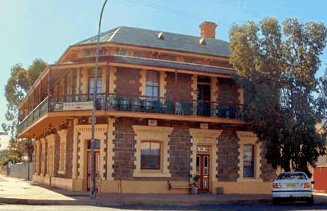 Duke of Cornwall Inn - Holiday Adelaide