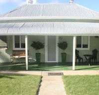Unique Outback Cottages - Hebbard Cottage - Holiday Adelaide