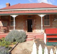 Unique Outback Cottages - Lunam - Holiday Adelaide
