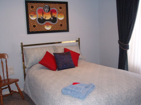 Blue Wren Cottage - Coolabah - Holiday Adelaide 3