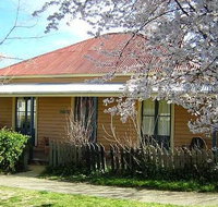 Cooma Cottage - Accommodation - Holiday Adelaide