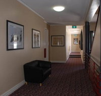 Alpine Hotel - Holiday Adelaide