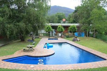 Khancoban Alpine Inn - Holiday Adelaide 0