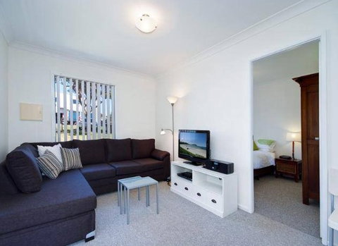 Beach House Fingal Bay - Holiday Adelaide 1