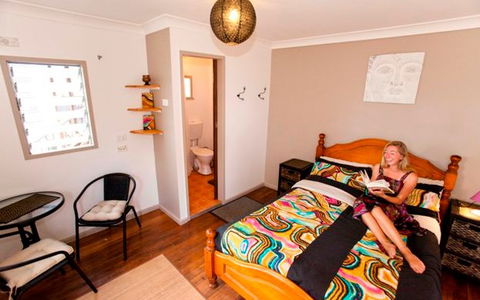 Bellingen YHA - Holiday Adelaide 3