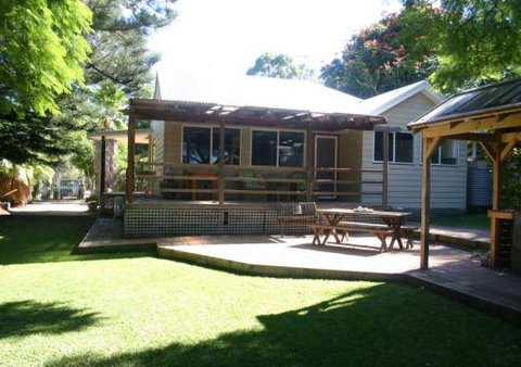 Pine Cottage - Holiday Adelaide 0