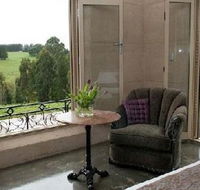 Burrawang Village Hotel - Holiday Adelaide