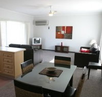 Barham Golden Rivers Holiday Apartments - Holiday Adelaide