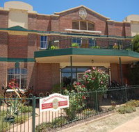 The Rio Holiday Apartments and Theatre - Holiday Adelaide