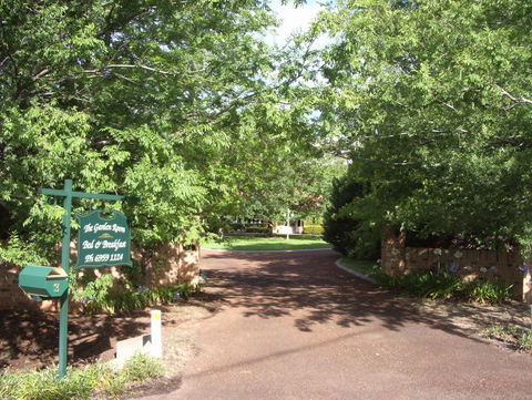The Garden Room Bed And Breakfast - Holiday Adelaide 0