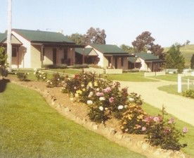 Wagga Wagga Country Cottages - Holiday Adelaide 0