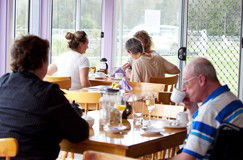 Camelot Retreat - Holiday Adelaide 3