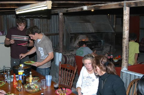 Blue Hills Farm Retreat - Holiday Adelaide 0