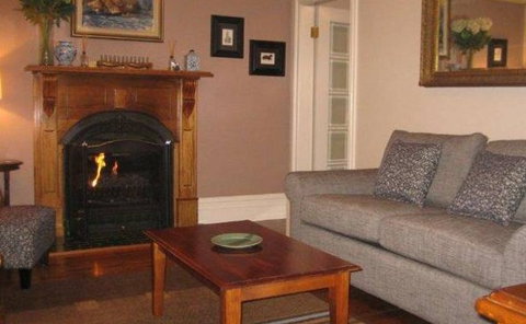 Bridal Falls Cottage - Holiday Adelaide 4