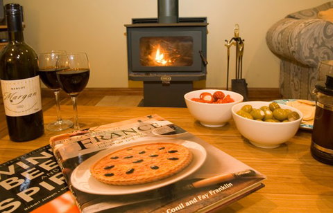 Bingle Tree Retreat - Holiday Adelaide 0