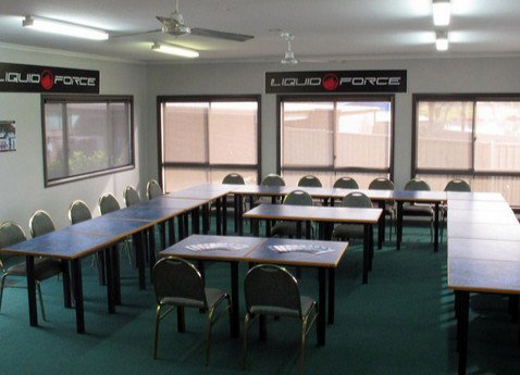 Cables Lodge Accommodation - Holiday Adelaide 3